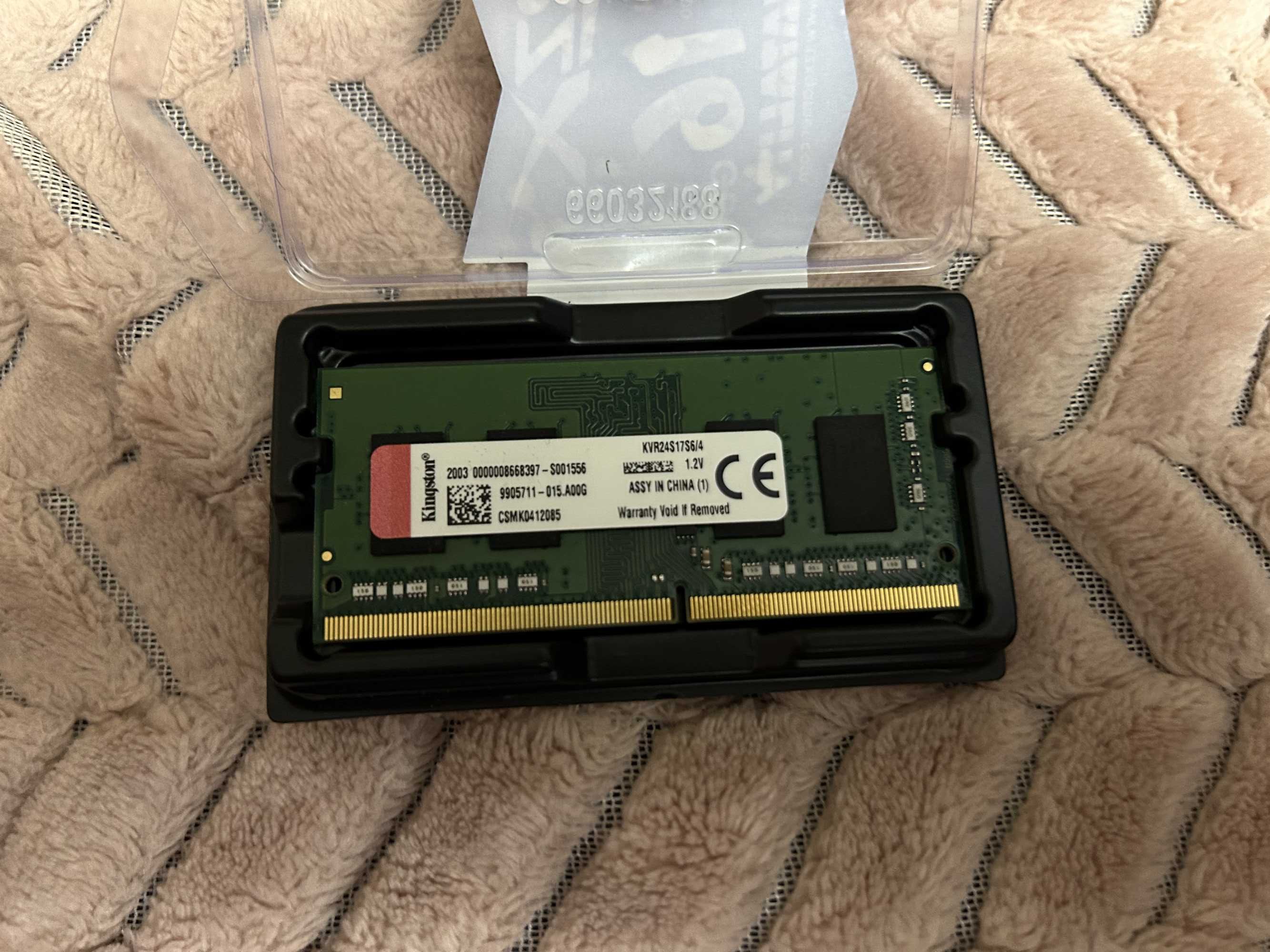 Оперативная память SoDIMM Kingston DDR4 4Gb 2400