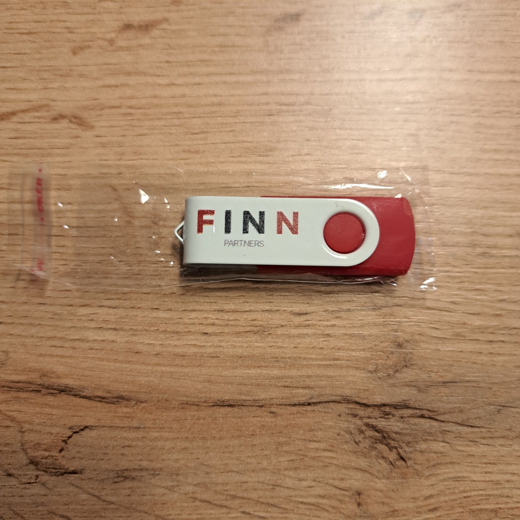 3 sztuki Nowy pendrive 4 GB z Niemiec