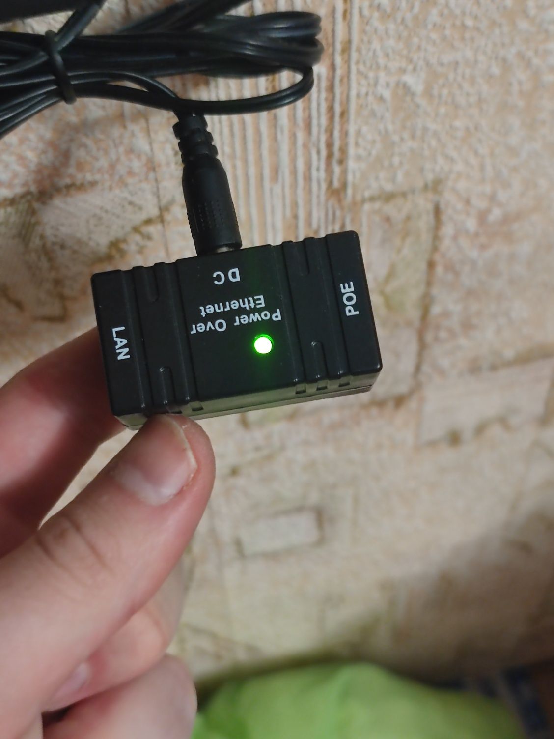 POE инжектор адаптер 24V 9W 1Gbit Ubiquity Tp-link