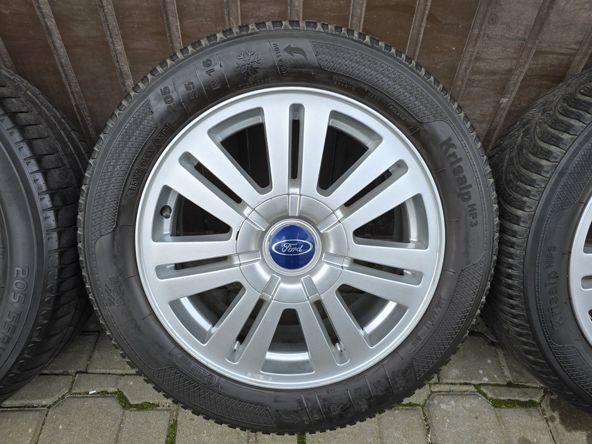 Felgi z oponami 205/55R16 Ford Focus 5x108 Mondeo C-Max S-max 16"