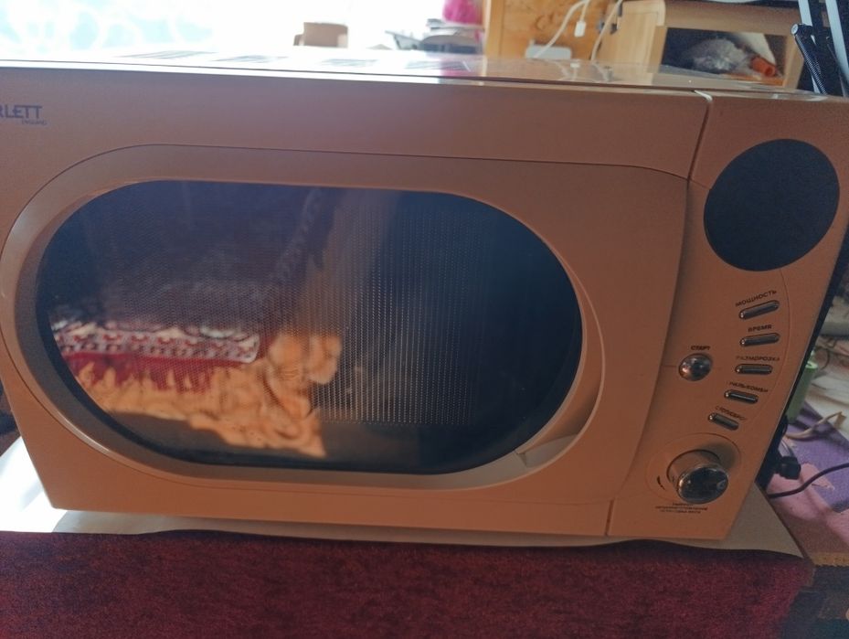 Продам мікрохвильову піч gorenia