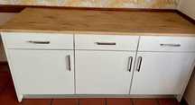 Movel com 3 portas/ gavetas arrumação