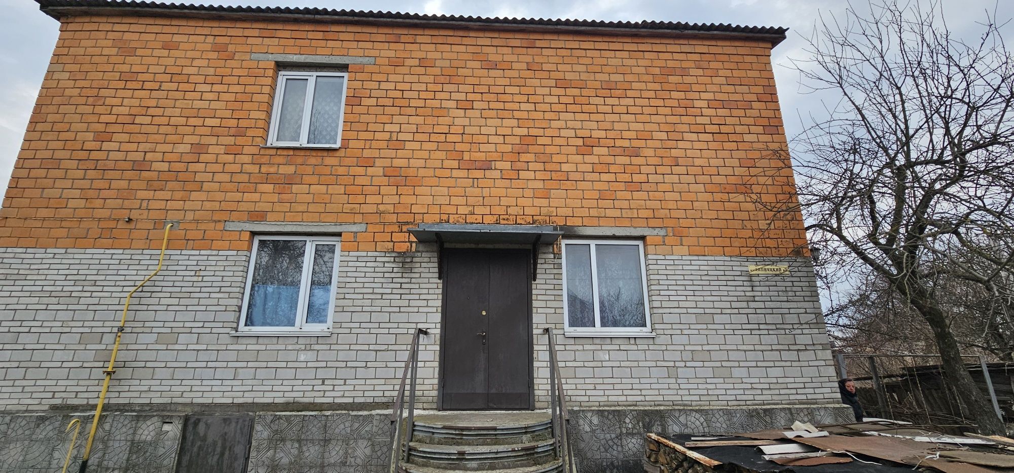 Продам капітальний будинок,Баришівка