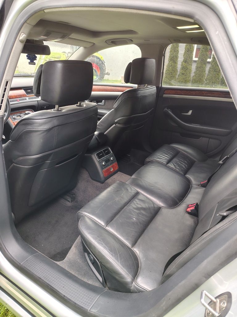 Audi A8 D3 4.2 TDI lift S-Line z Niemiec