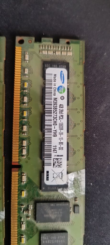 Pamięć RAM Samsung 4GB DDR3 ECC Registered PC3L-10600R - 2 sztuki