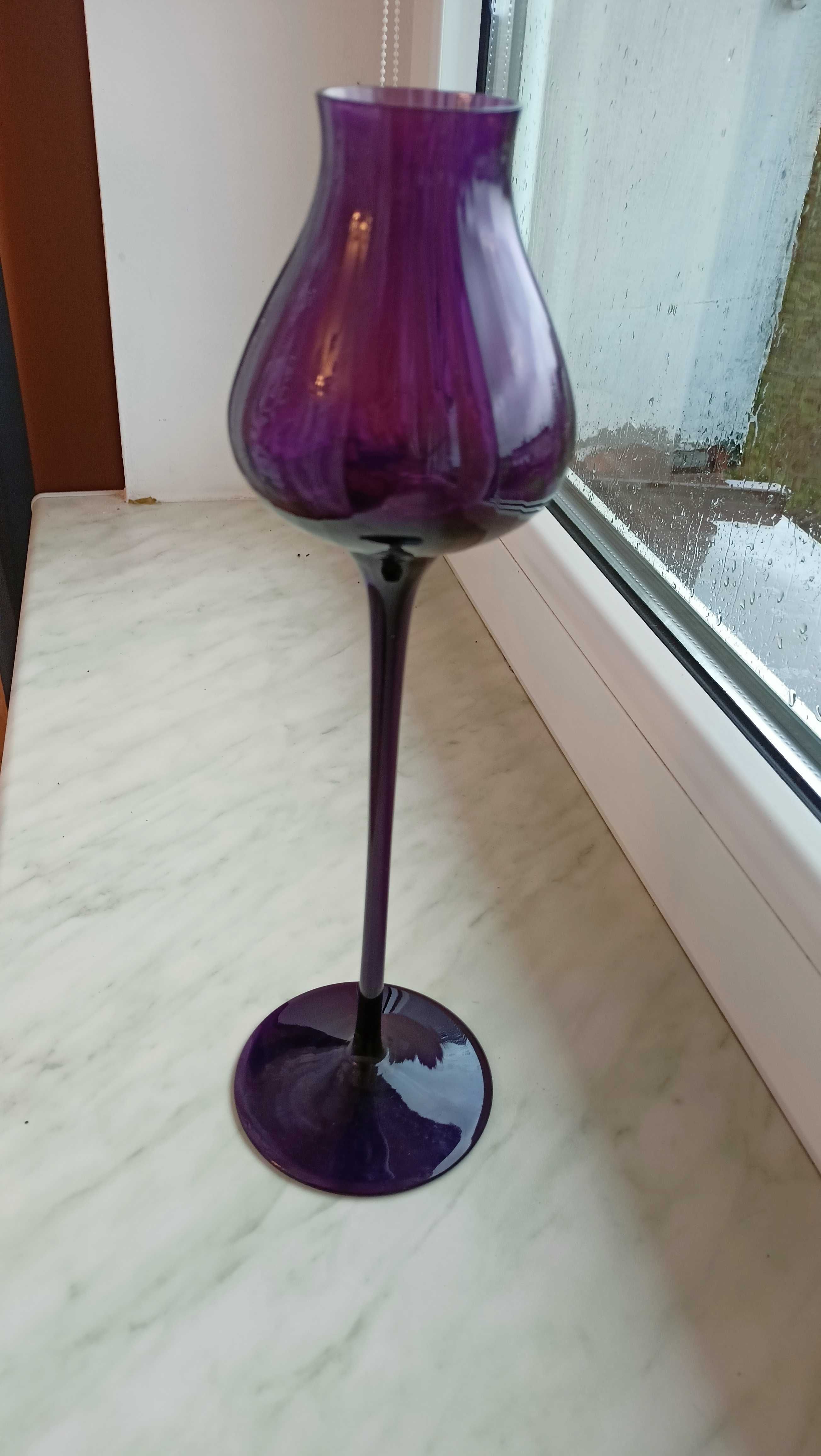 Wazon- kielich wysoki PRL, śliwkowy, fiolet, 33 cm, bez wad