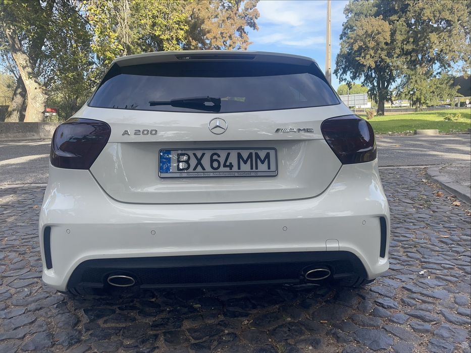 Mercedes A200 CDI AMG LEDS Estofos alcantra e pele