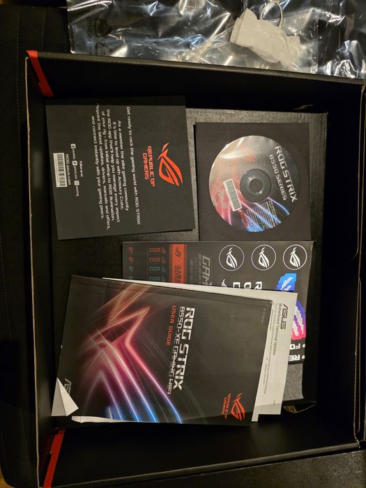 Conjunto Motherboard, CPU e RAM