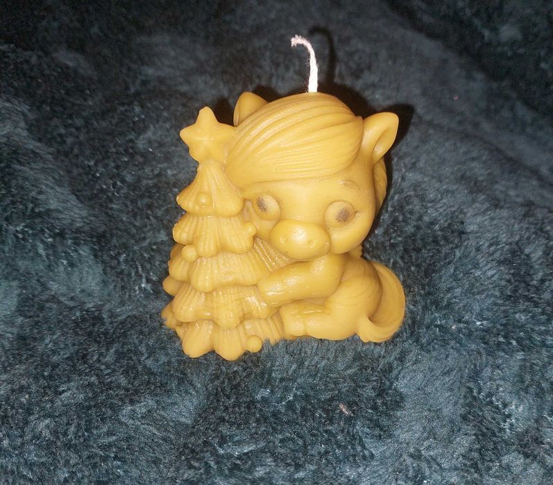 Воскові новорічні  свічки у формі лошадки