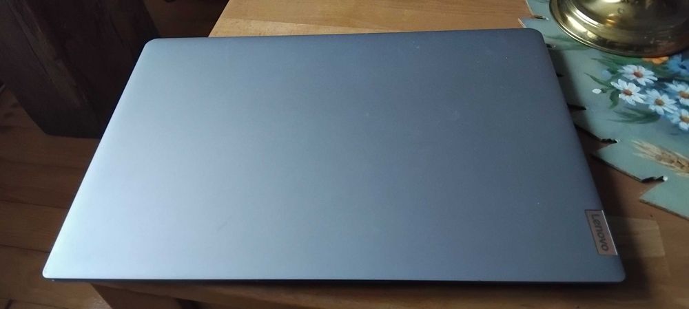 IdeaPad 3-17ALC6 laptop