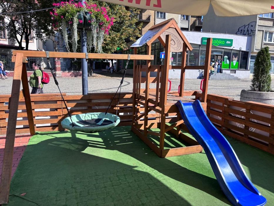 Sprzedam plac zabaw ,huśtawka,zjeżdżalnia dla dzieci