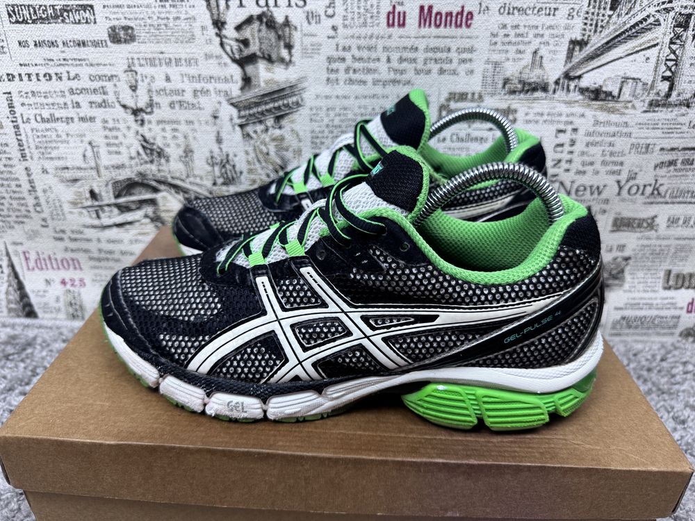 Кросівки Asics GEL-PULSE 4 Розмір 42.5 / Original