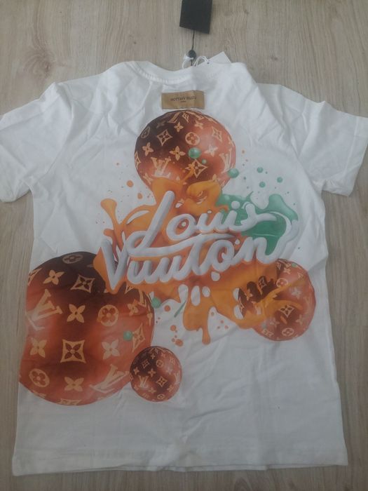 Mega t shirt biały z nadrukiem z metką