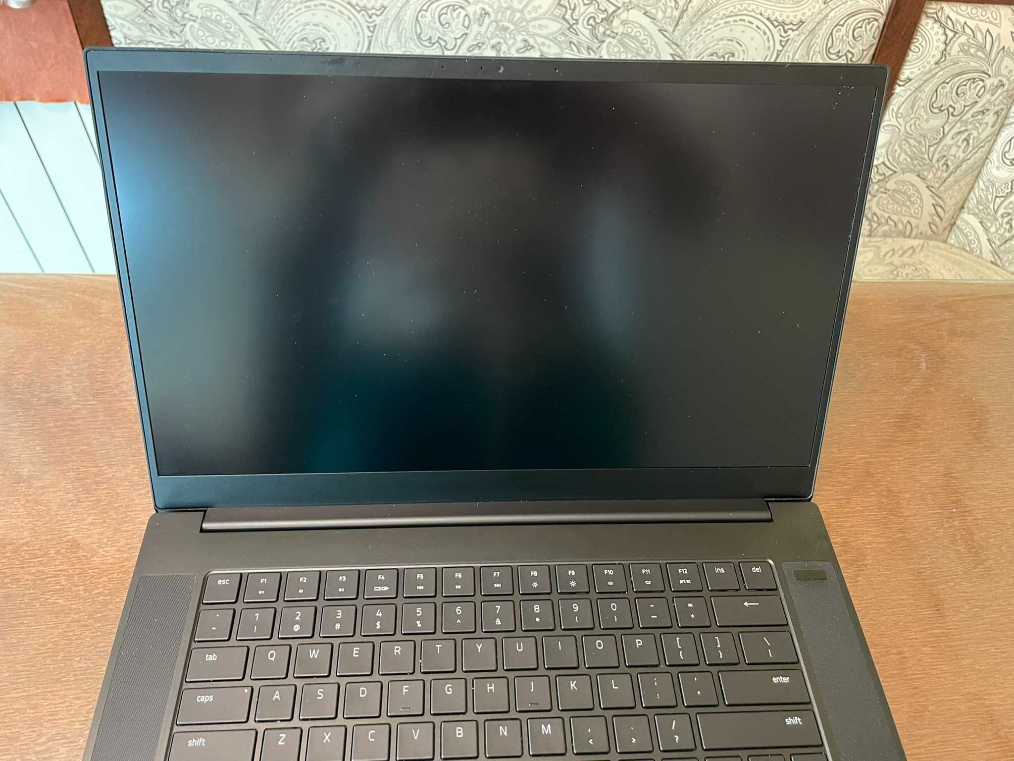 Ноутбук 15" FHD Razer Blade 15 (i7-10750H/16/SSD512/RTX 2070 8Gb)