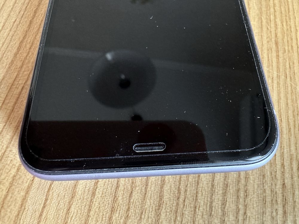 iPhone 11 Purple 128 Gb, придбаний у офіціалів, батарея 81%