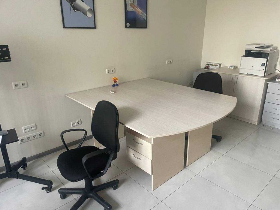 Оренда офісу 61 м², окремі кабінети. Анни Ахматової, Київ, Позняки