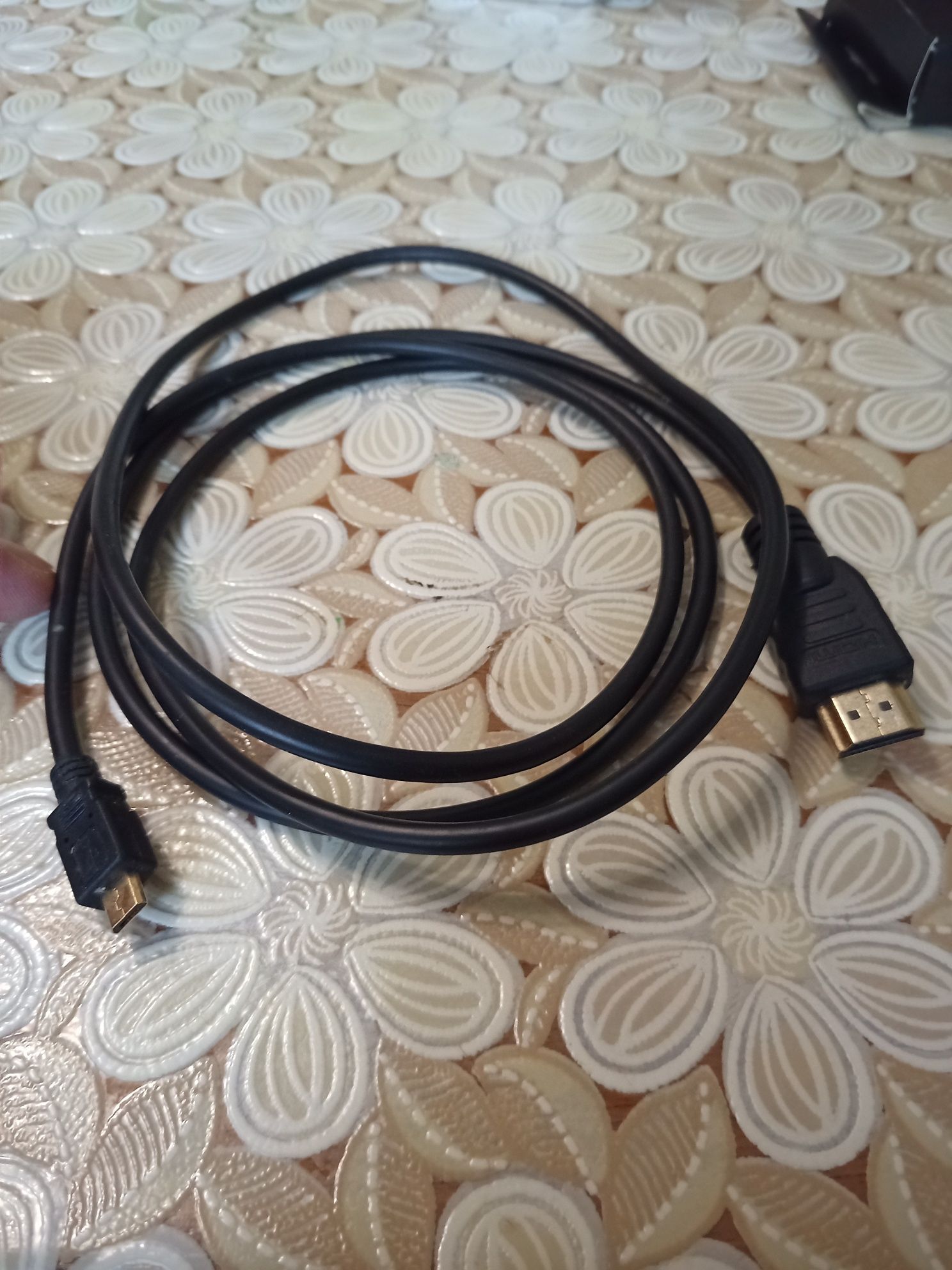 Кабеля, перехідники, роз'єми, HDM,I micro USB, Type C