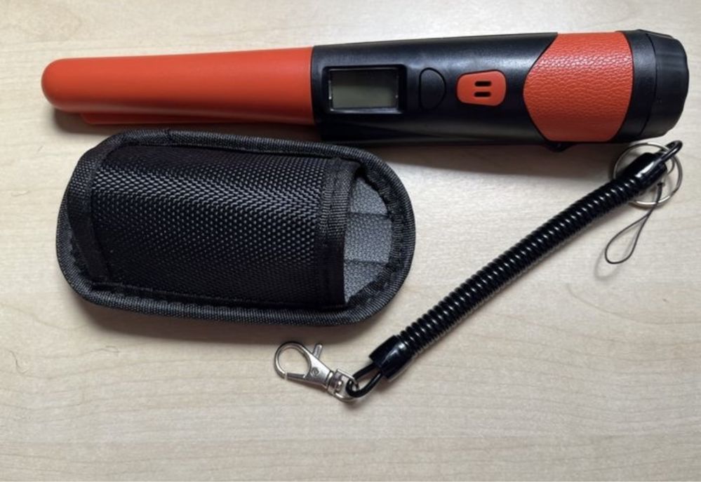 Pomarańczowy pinpointer, wykrywacz metalu metali