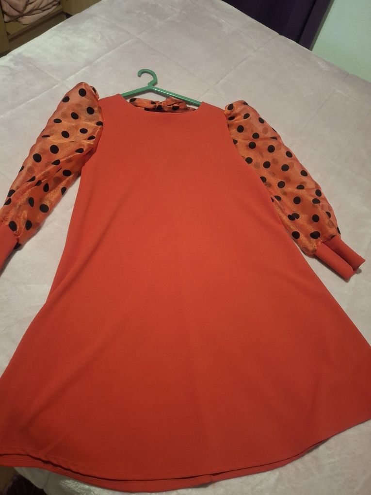 Vestidos vários a 10€