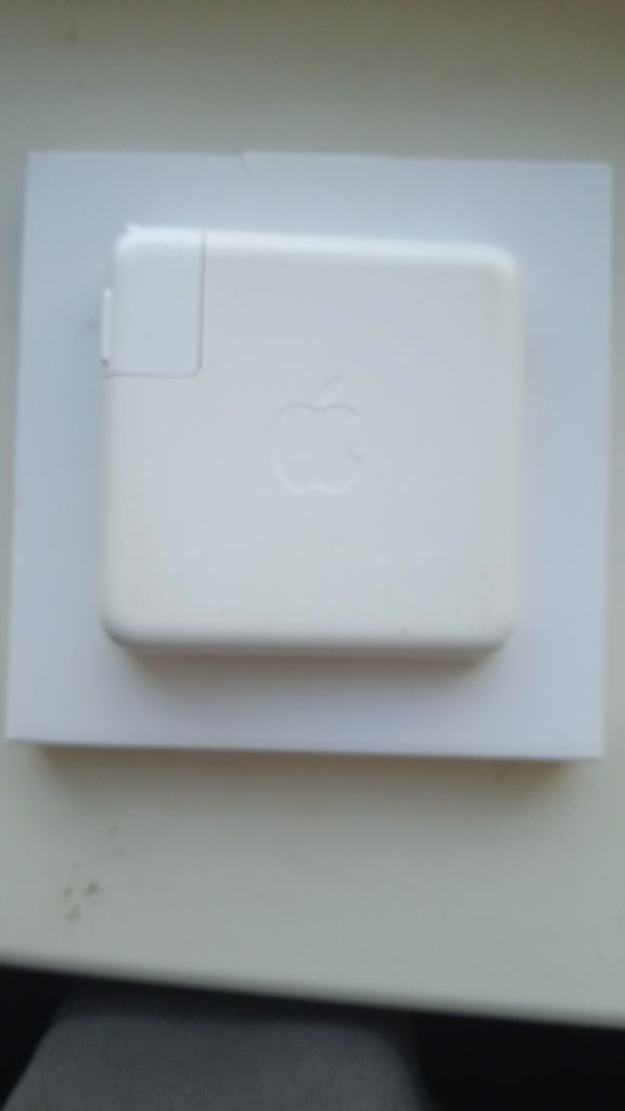 Продам Адаптер Apple 87W  Usb-C