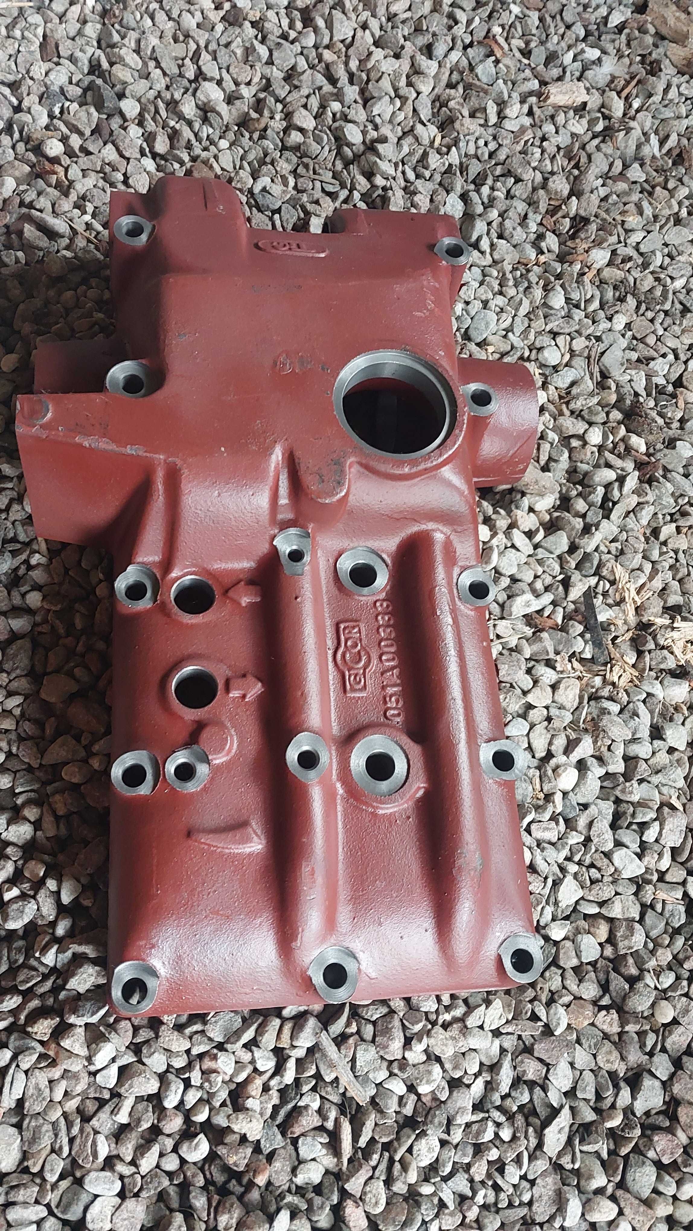 Korpus podnosnika Ursus C-360