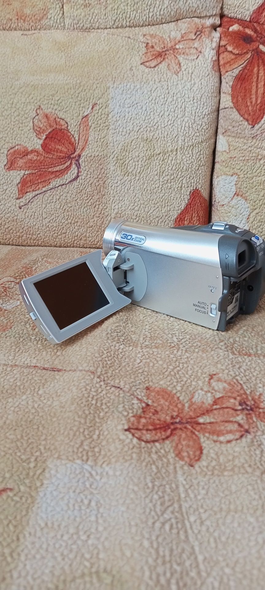 Відеокамера Panasonic NV-GS60