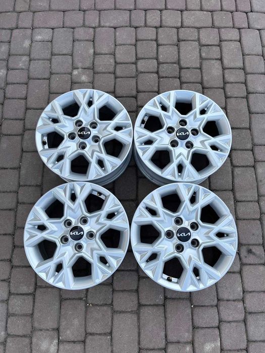 Oryginalne alufelgi Kia 5x114,3 16 cali Ceed Optima Carens NOWY MODEL