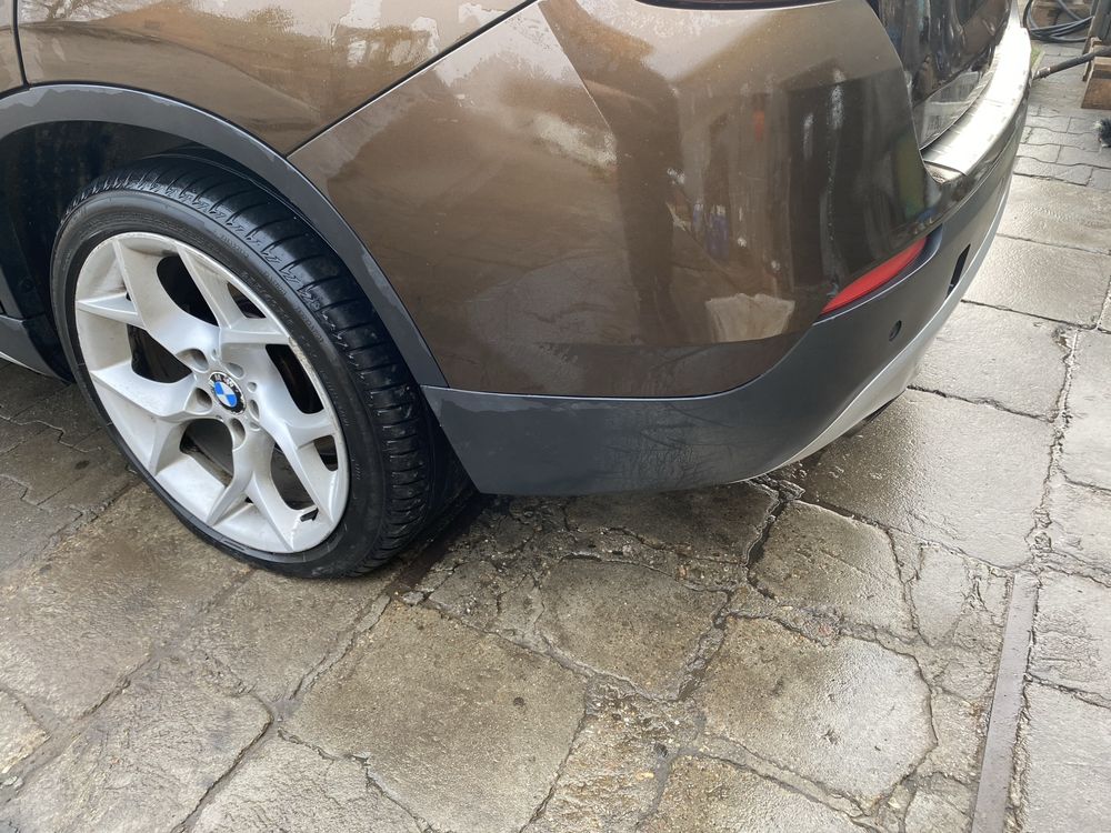 Zderzak tyl tylny bmw e84 x1 b09