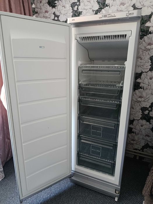 Морозильна камера Arctic ,NoFrost ,б/у,