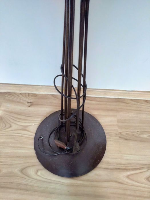 Lampa podłogowa metaloplastyka miedziana