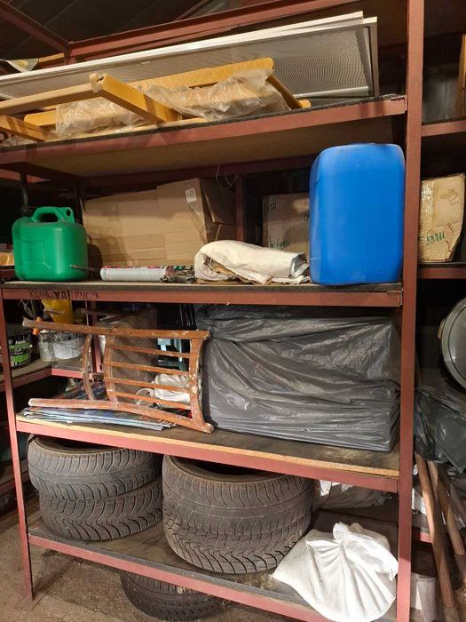 CРОЧНО продам стилажи-полки (из уголка) 6мм