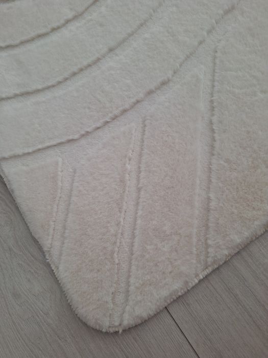 Nowy dywan królik  100×140