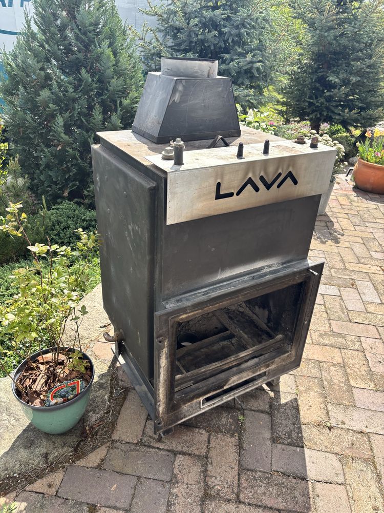 Kominek Lava czarny