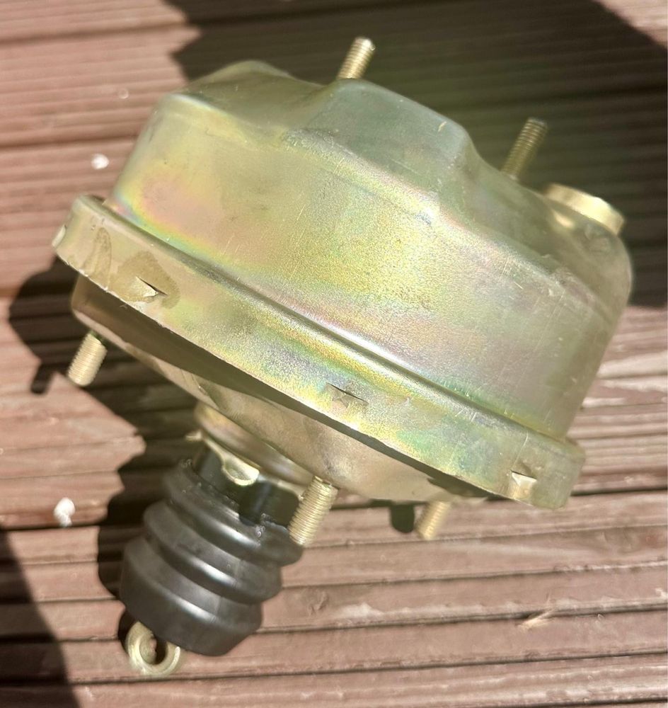 Serwo hamulcowe do Poloneza  Fiat 125p i pochodne