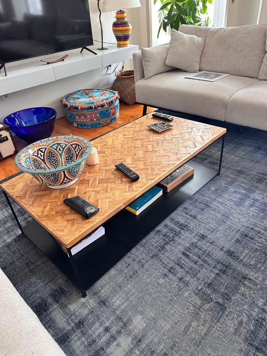 Mesa de café de madeira