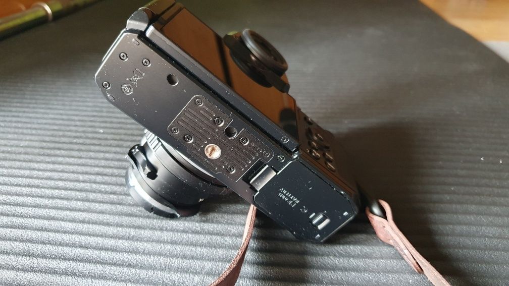 Nikon Zf como nova
