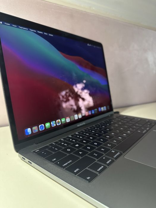 MacBook Pro13 2016 року