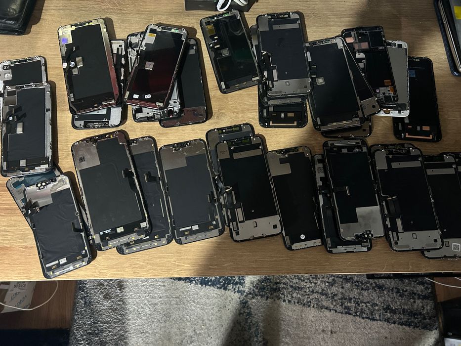 Ekrany wyświetlacze iPhone 40 sztuk