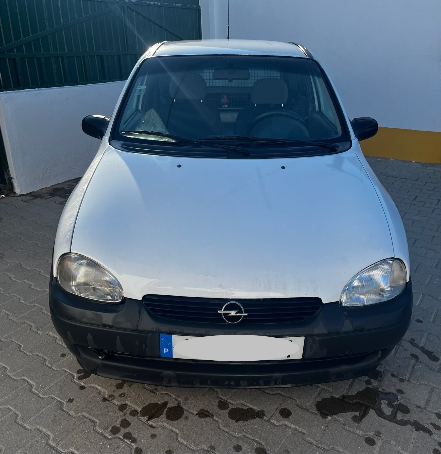 Opel corsa b Isuzu Comercial