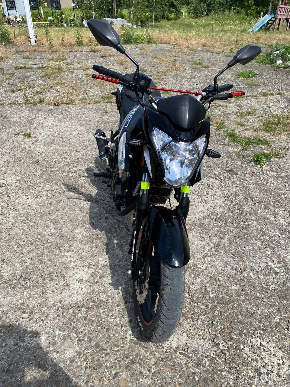 Продам мотоцикл Geon CR6 кубів250