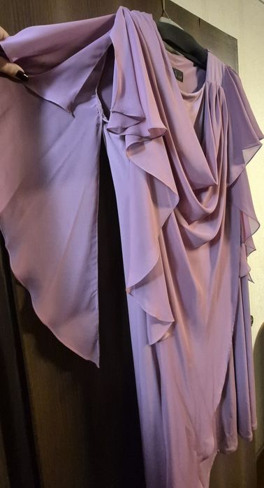 Продам нарядное платье