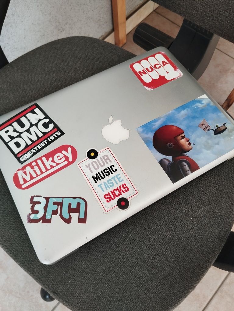 MacBook 13 Aluminum Late 2008