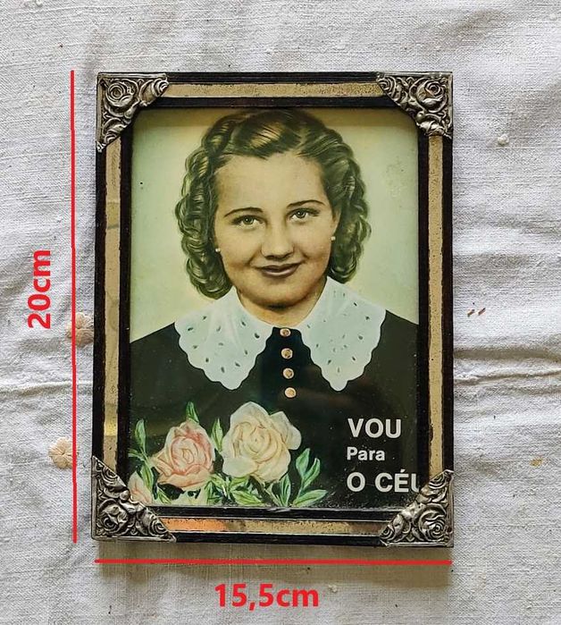 Quadro religioso com imagem da Sãozinha de Alenquer