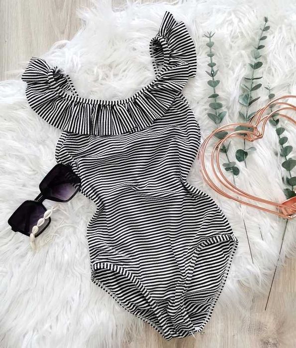 Strój kąpielowy jednoczęściowy z falbaną Primark 110cm 116cm 5-6 lat