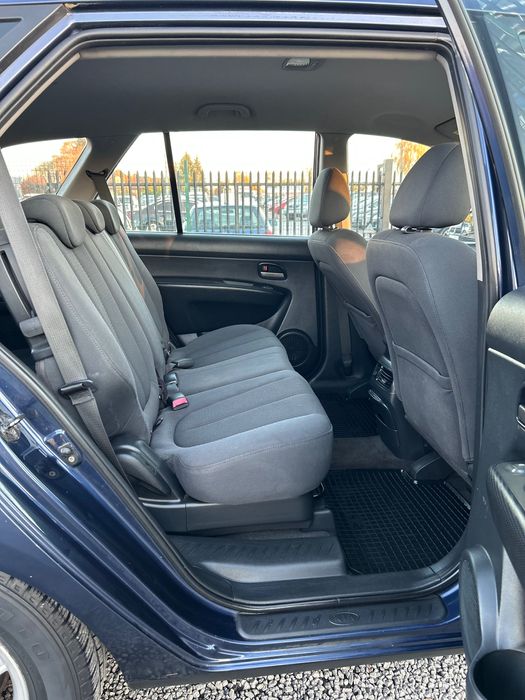 Kia Carens 2007 Rok 2.0 CRDI 7 mieść