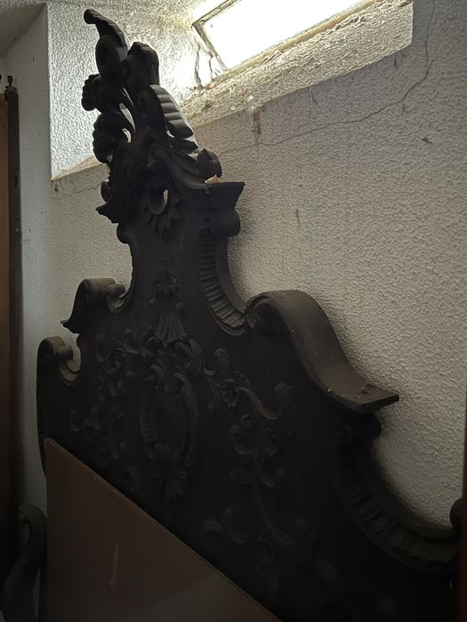 Cama de casal madeira maciça (cabeceira)