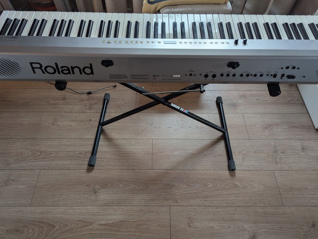 Pianino cyfrowe Roland FP2