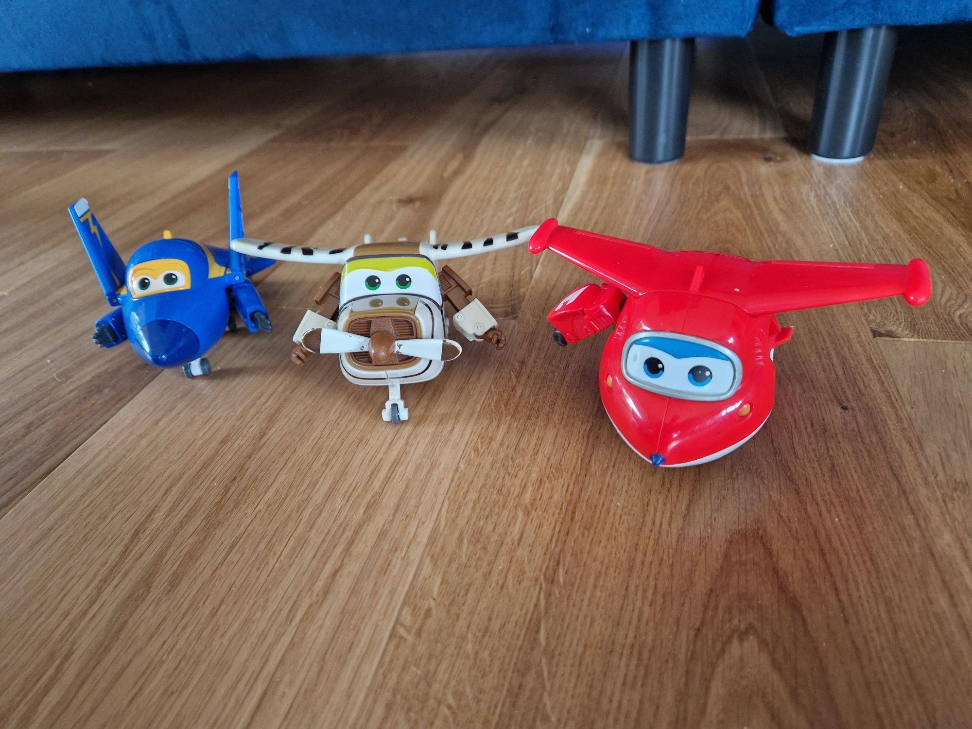 Super Wings - Jetek, Lotek i Robot Śmigu