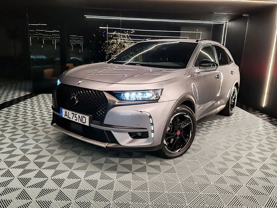 DS DS7 Crossback E-Tense Performance Line EAT8