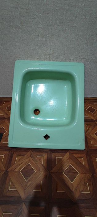Раковина эмалированная "совецкая